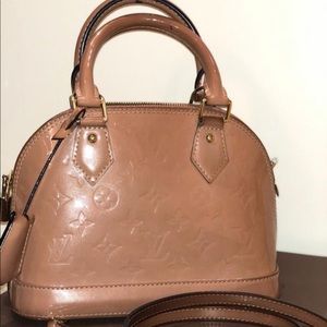 Louis Vuitton Bags - Louis Vuitton ALMA BB Louis Vuitton Bags - Louis Vuitton ALMA BB
